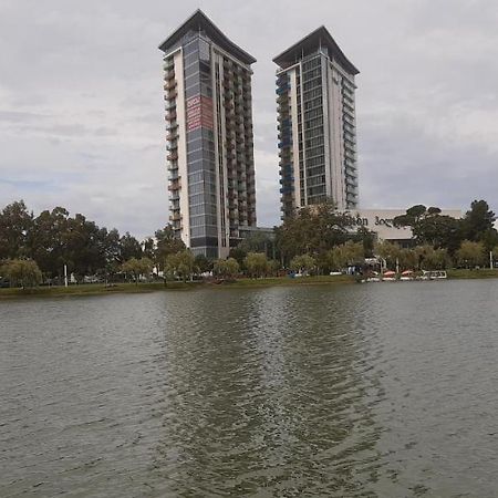 Parkside Apartament Lägenhet Batumi Exteriör bild