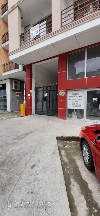 Parkside Apartament Lägenhet Batumi Exteriör bild